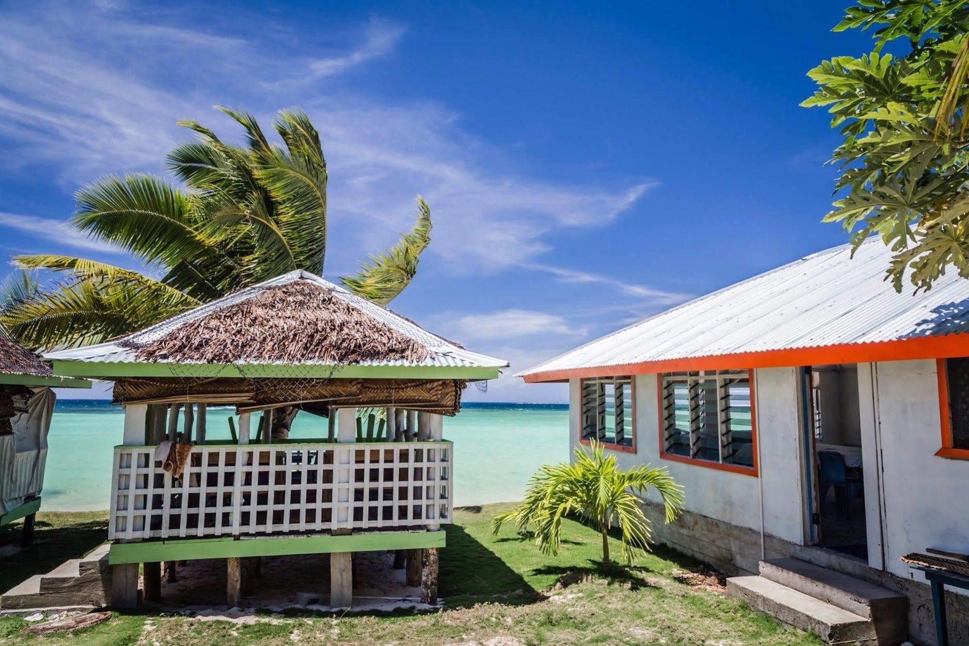 Tailua Beach Fales Manase Exterior foto